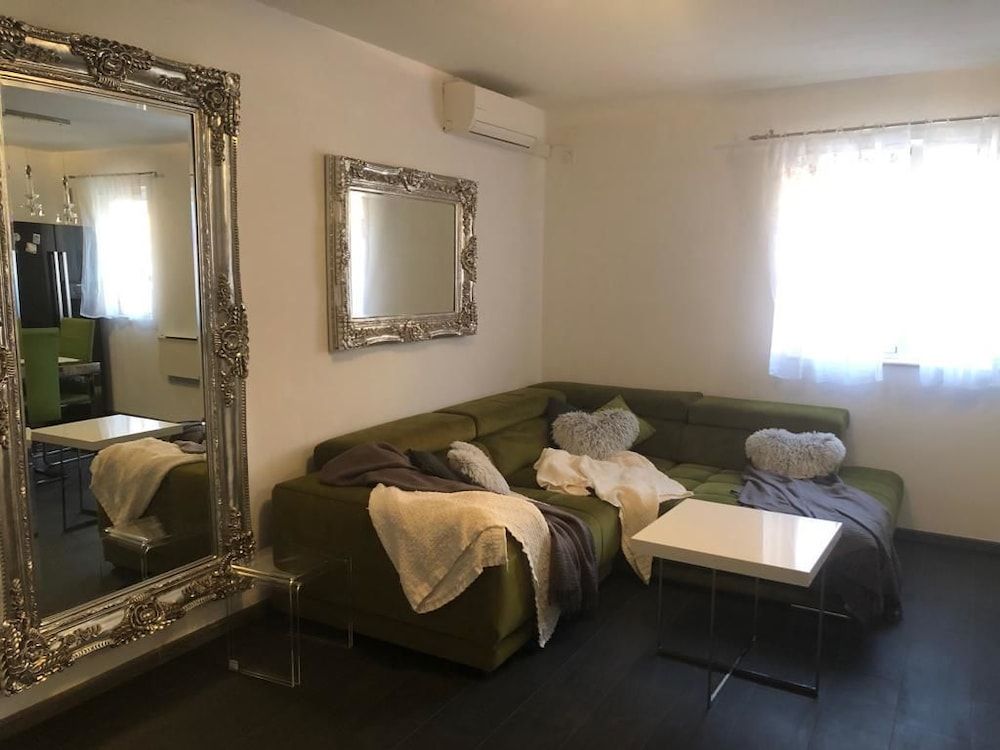 Casa di Lavanda Superior Apartment 3