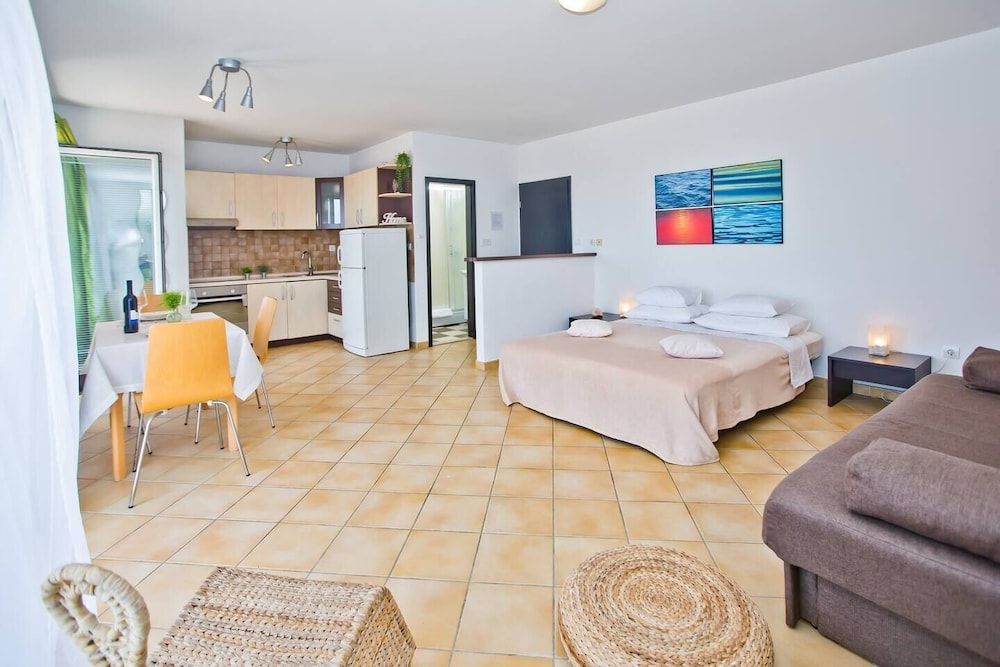 undefined Apartments Nina Hvar town 6