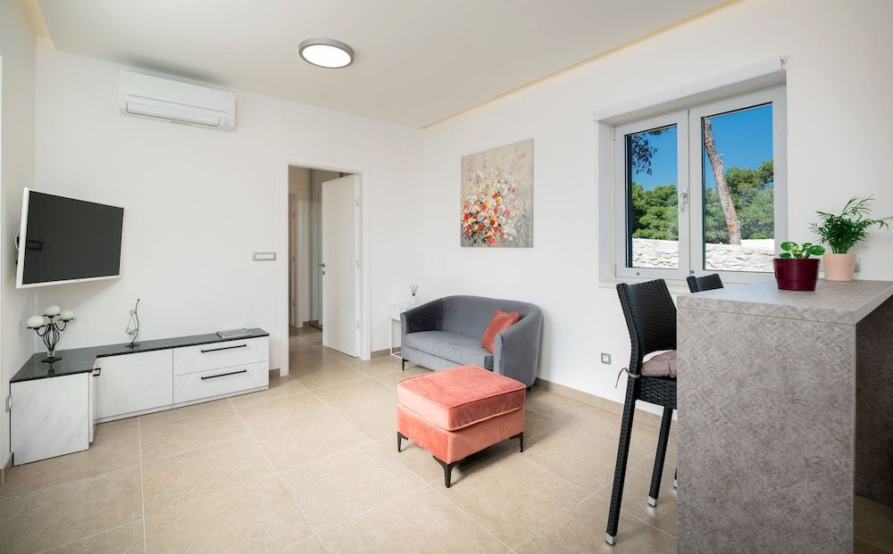 Beach Residences Caroline Deluxe House 13