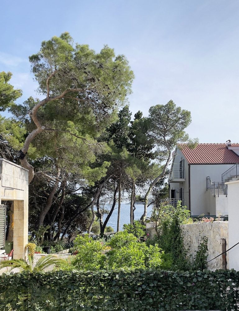 undefined Beach Residences Caroline 4