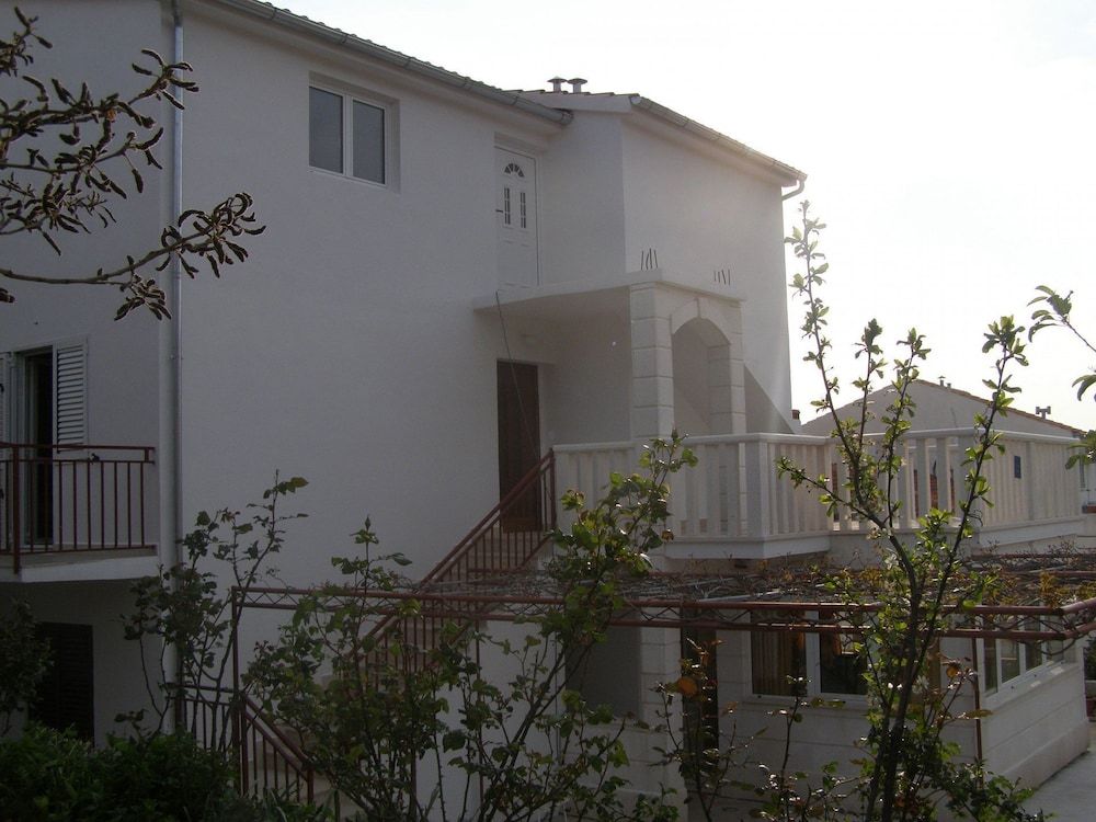 undefined Marija - Free Parking - Naranca 3