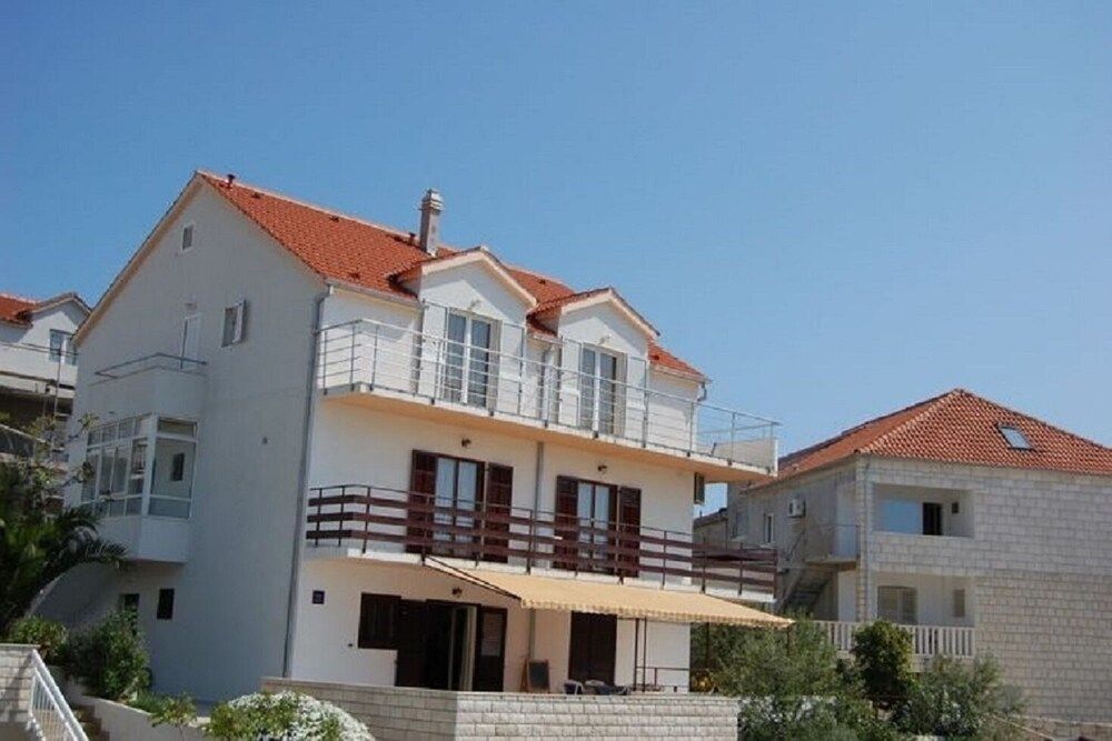 undefined Marti - Free Parking and Grill - A4 - Tamaris 2