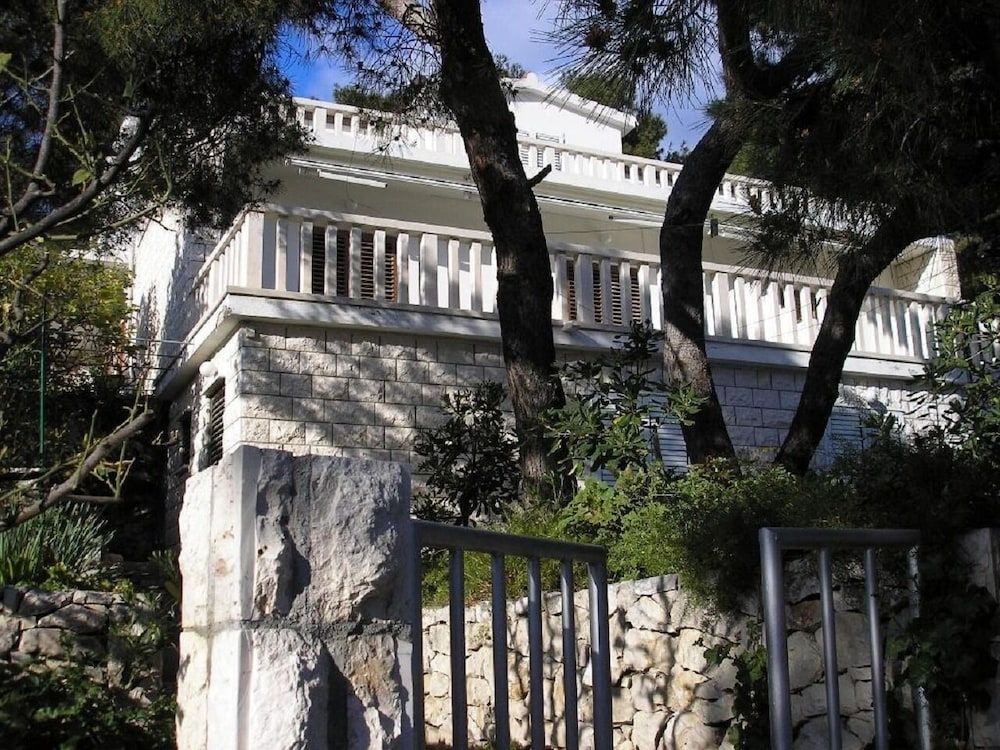 undefined Zelko - With Garden - A1