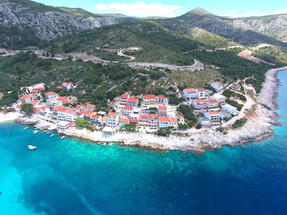 undefined Apartments Mario Tudor 9