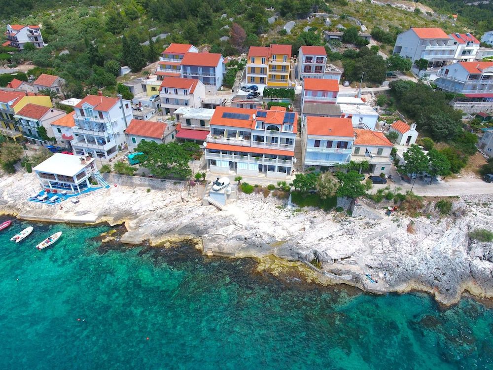 undefined Apartments Mario Tudor 7