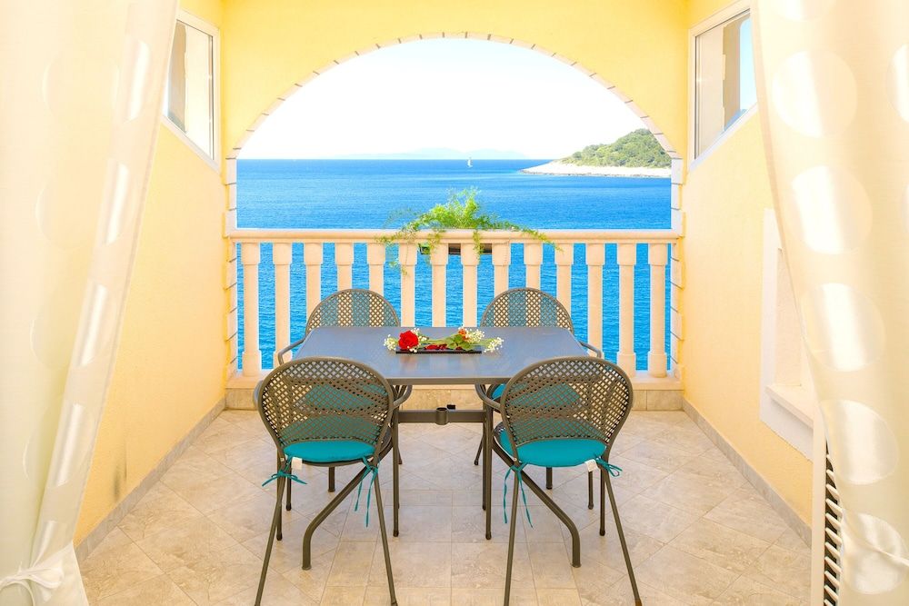 undefined Apartments Mario Tudor 4