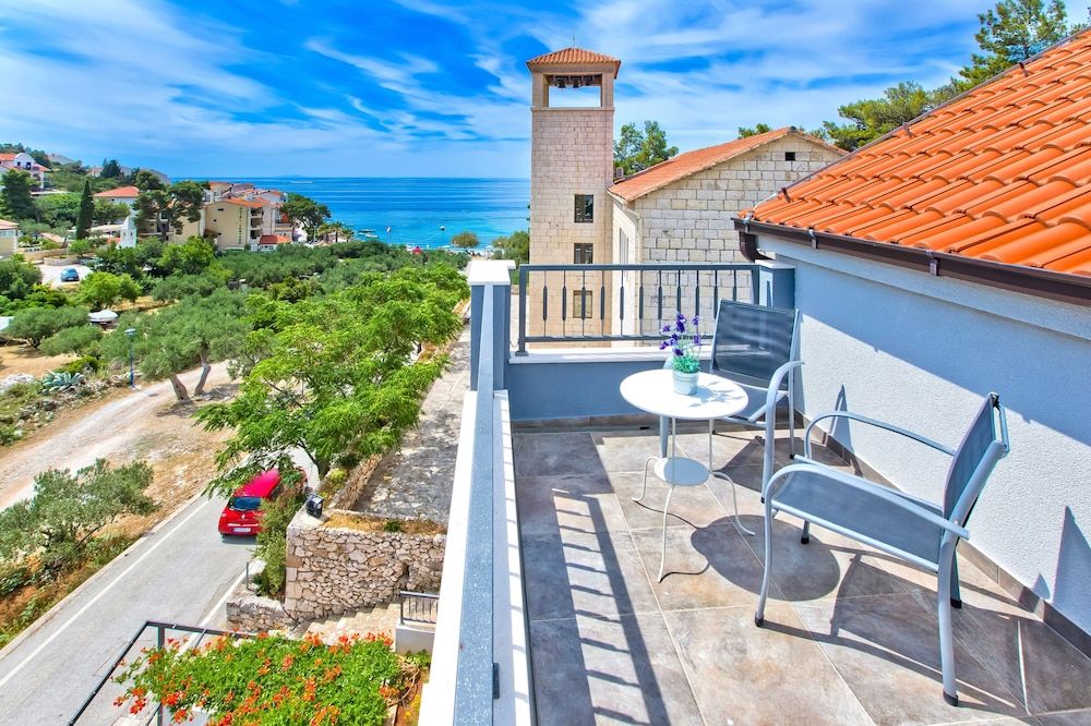 undefined Apartments Maslina 4