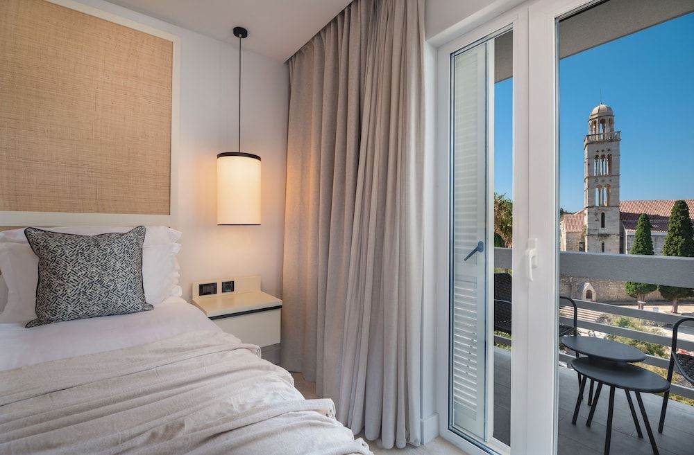 undefined Beach Bay Hvar Hotel 9