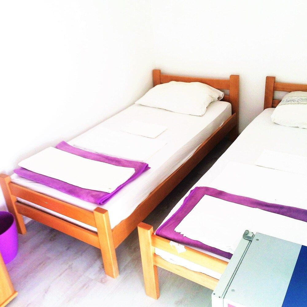 undefined Hostel Kris 10