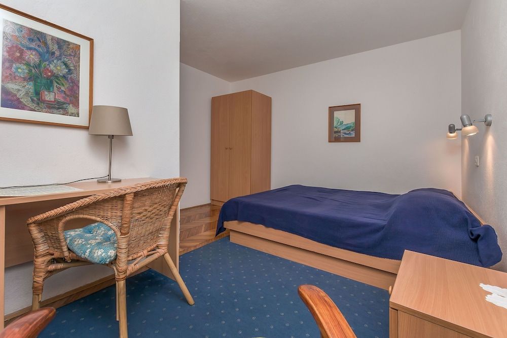 Apartment (A3)