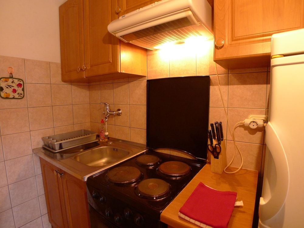 Apartment (1 Bedroom)
