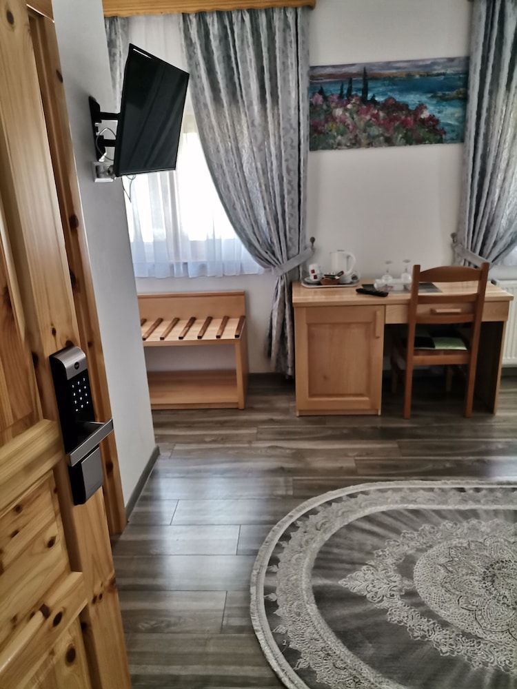 Rustic Inn River Deluxe Room, 1 Queen Bed, Non Smoking 72