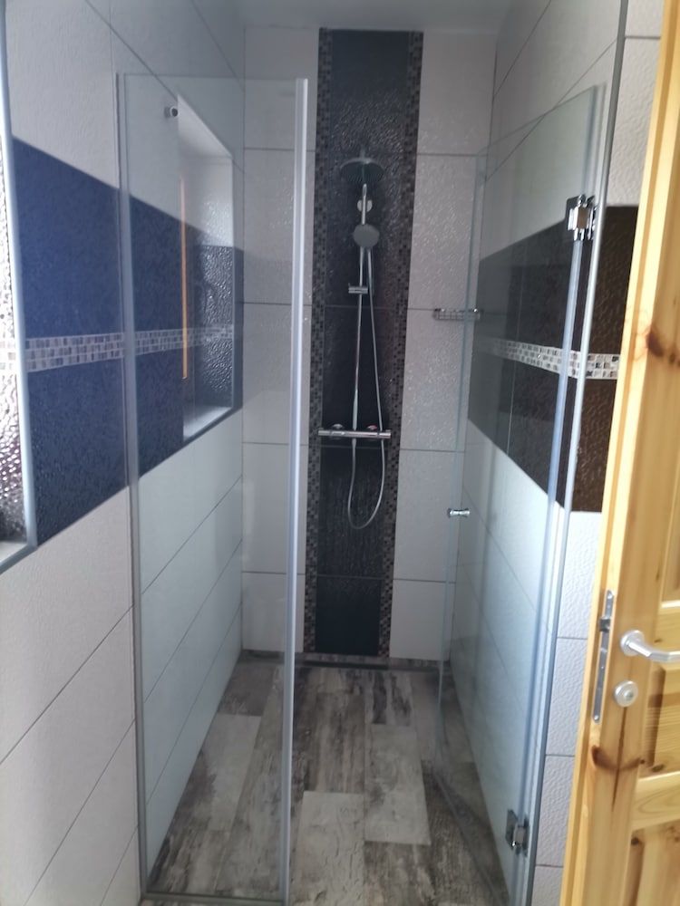 Rustic Inn River Deluxe Room, 1 Queen Bed, Non Smoking 52