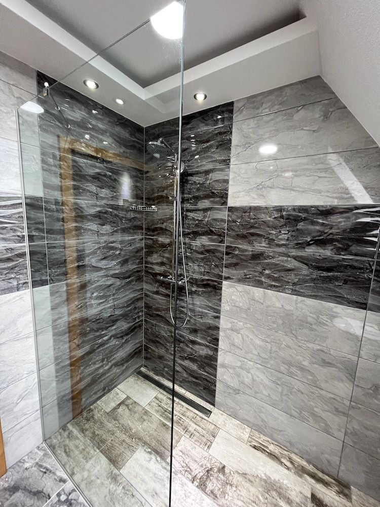 Rustic Inn River Deluxe Room, 1 Queen Bed, Non Smoking 63