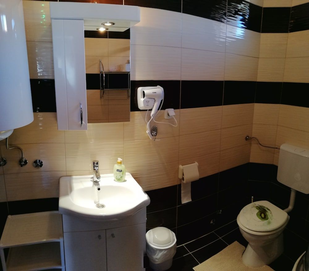 Plitvice Mountain Spring Triple Room, Balcony 7