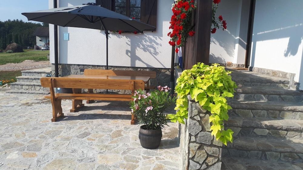 undefined House Flora