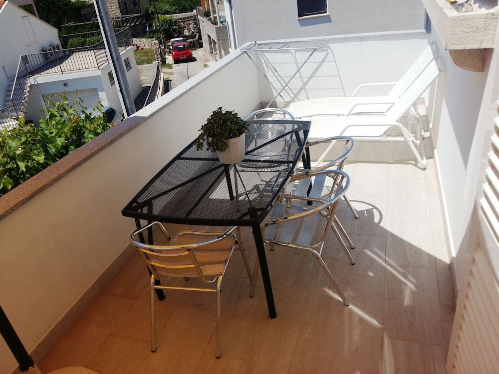 Apartments Martinovic Family Apartment, 2 Bedrooms, Balcony 6