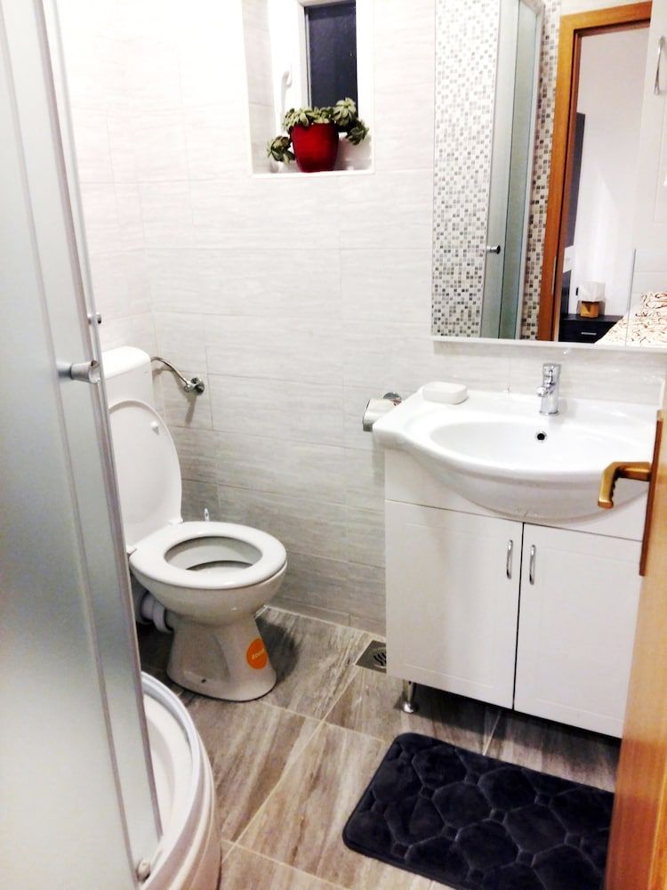 Apartments Martinovic Family Apartment, 2 Bedrooms, Balcony 10