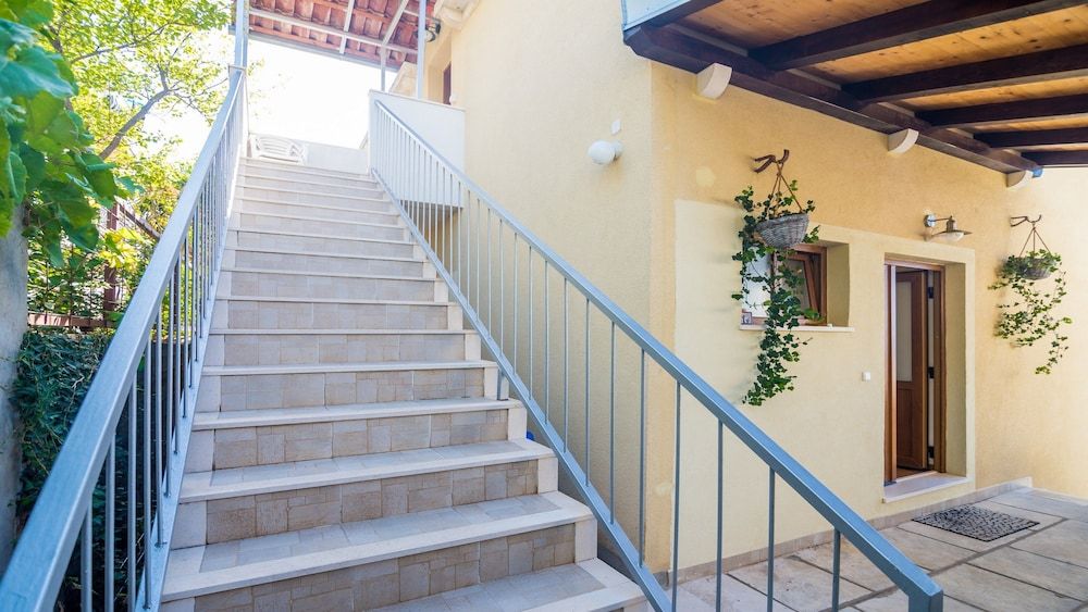 undefined Apartments Kristic 3