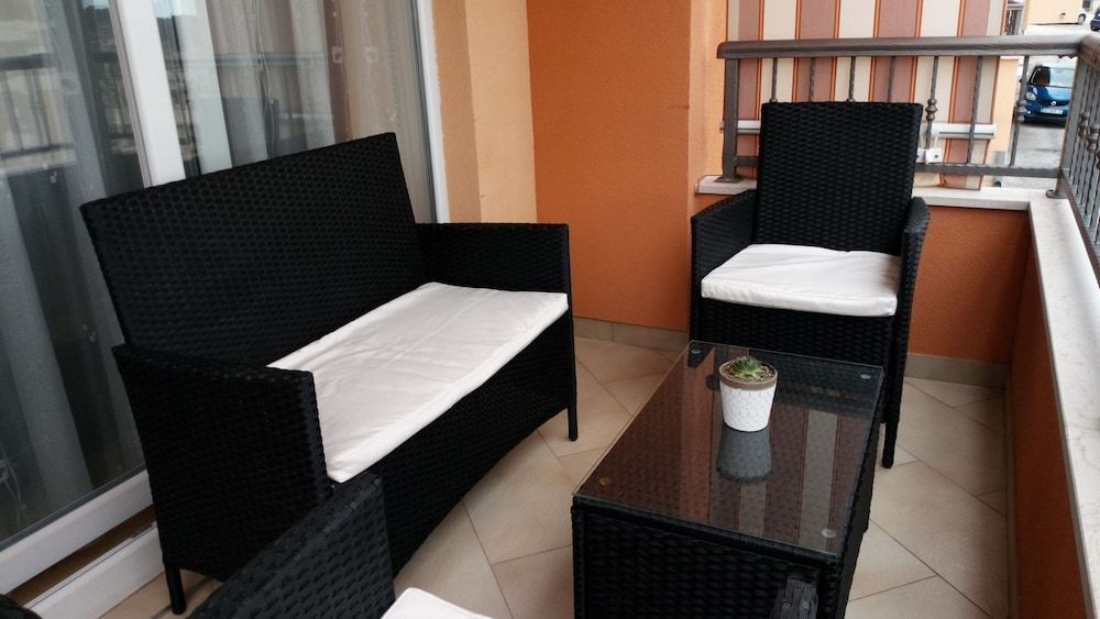 undefined Apartment Blue Eye 7