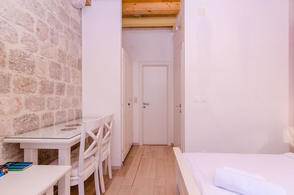 Apartments Zoro Studio 23