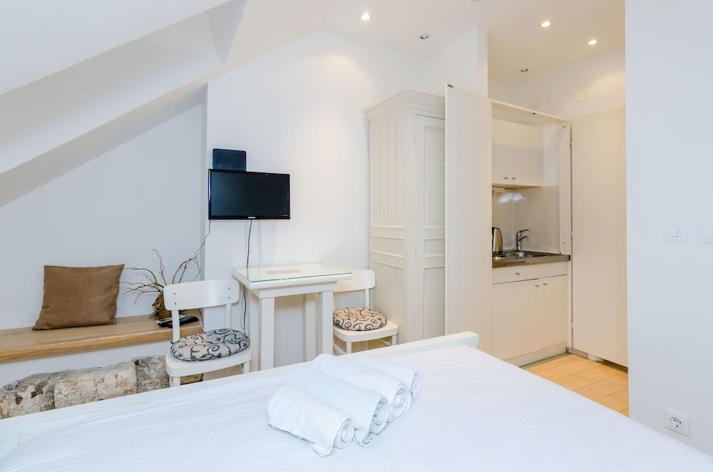 Apartments Zoro Studio 13