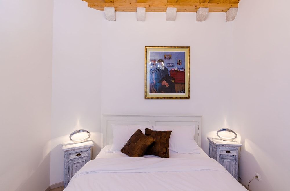 undefined Apartments Zoro 7