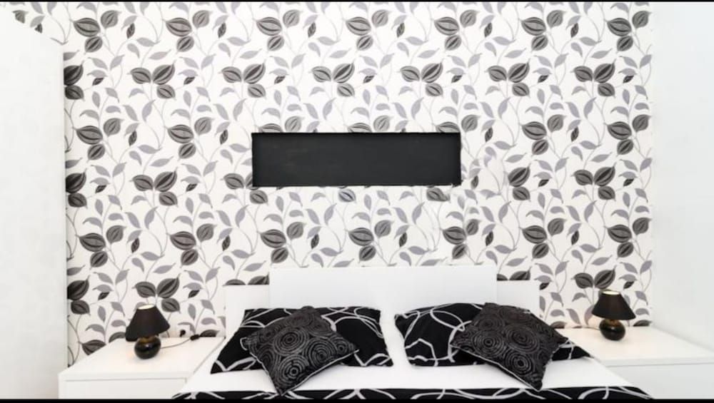 undefined Apartments Vanessa 7