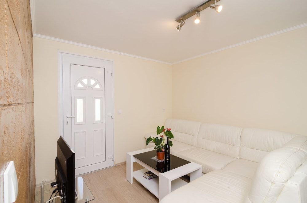 Guest house Palma City Apartment, 4 Bedrooms, City View 7