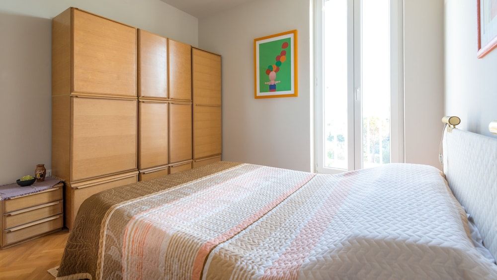 undefined Mair Apartment 4