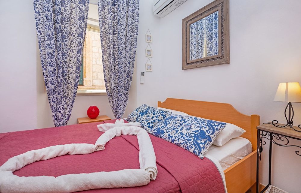 undefined Apartment Royale 4