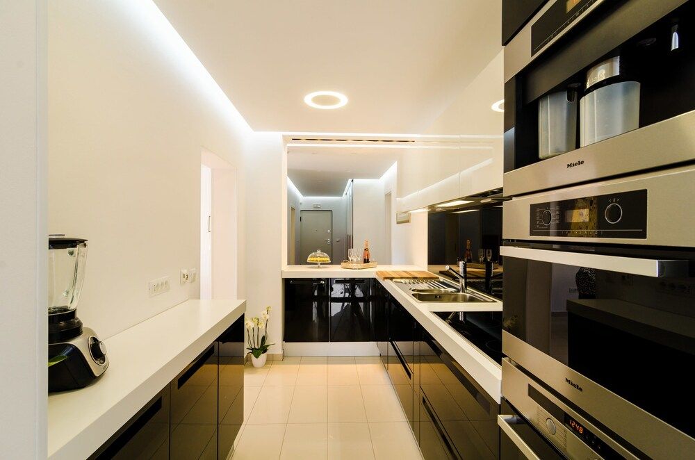 Magellan Deluxe One Deluxe Apartment, Garden View 10