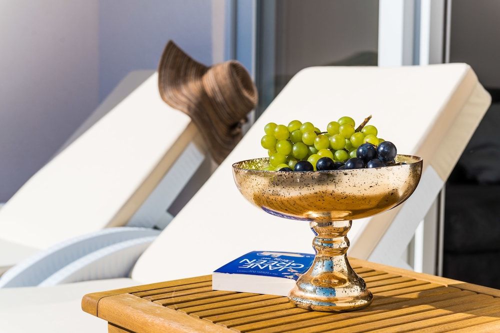 Magellan Deluxe One Deluxe Apartment, Garden View 15