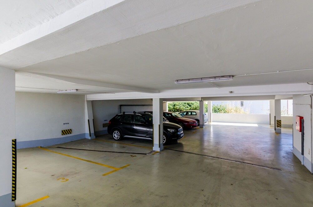 undefined Magellan Deluxe One 9