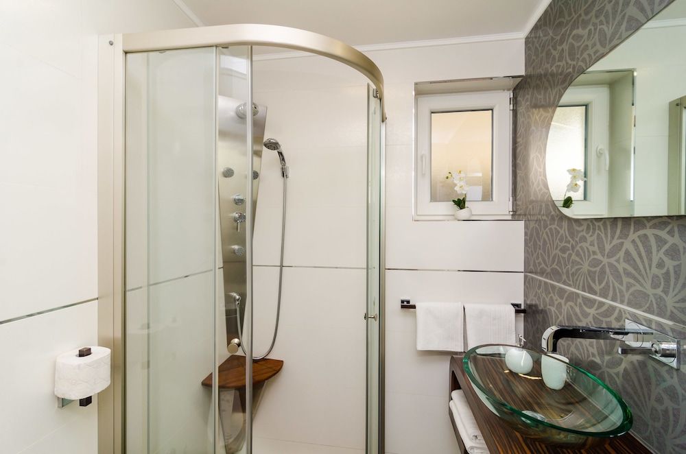 Magellan Deluxe One Deluxe Apartment, Garden View 26