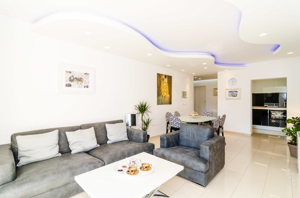 Magellan Deluxe One Deluxe Apartment, Garden View 23