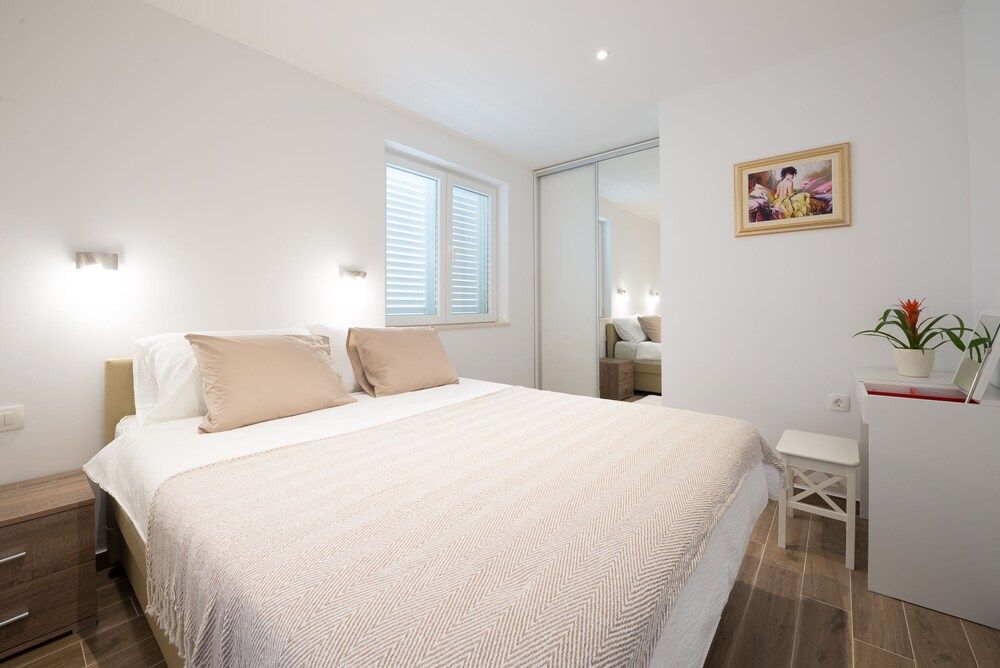 undefined Apartments Horizon 7