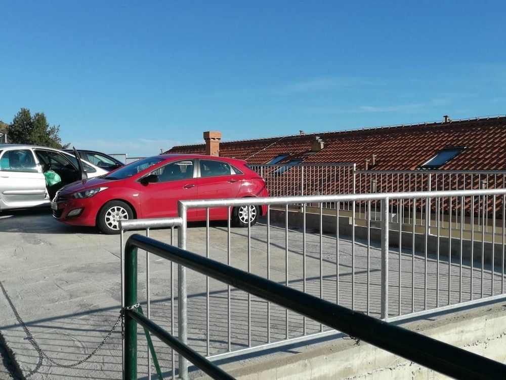 undefined Apartments Horizon 5