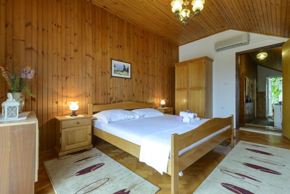 undefined Oreb's Dream Apartments 6