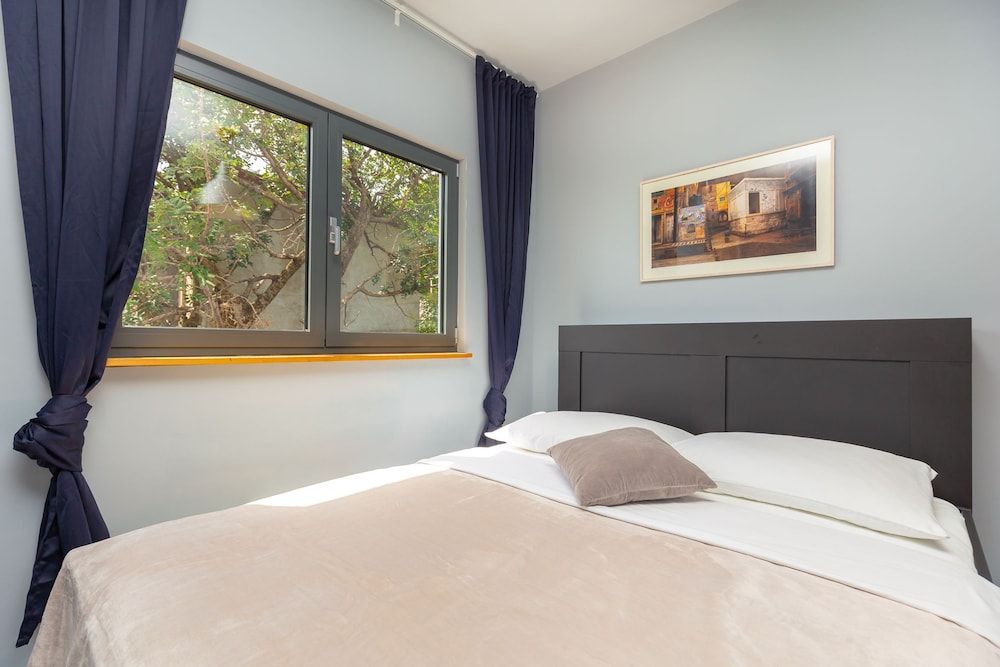 undefined Apartment Ares 3