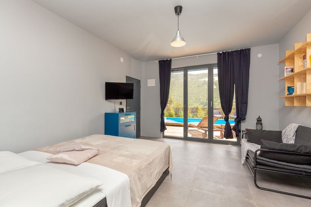 undefined Apartment Ares 7