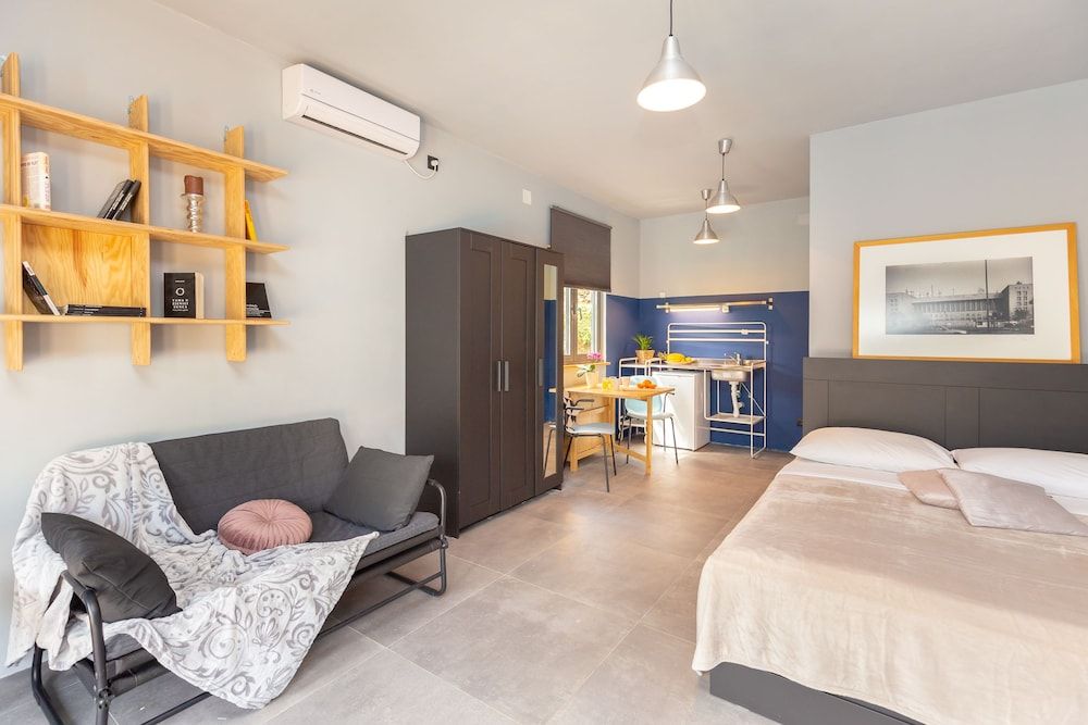 undefined Apartment Ares 8