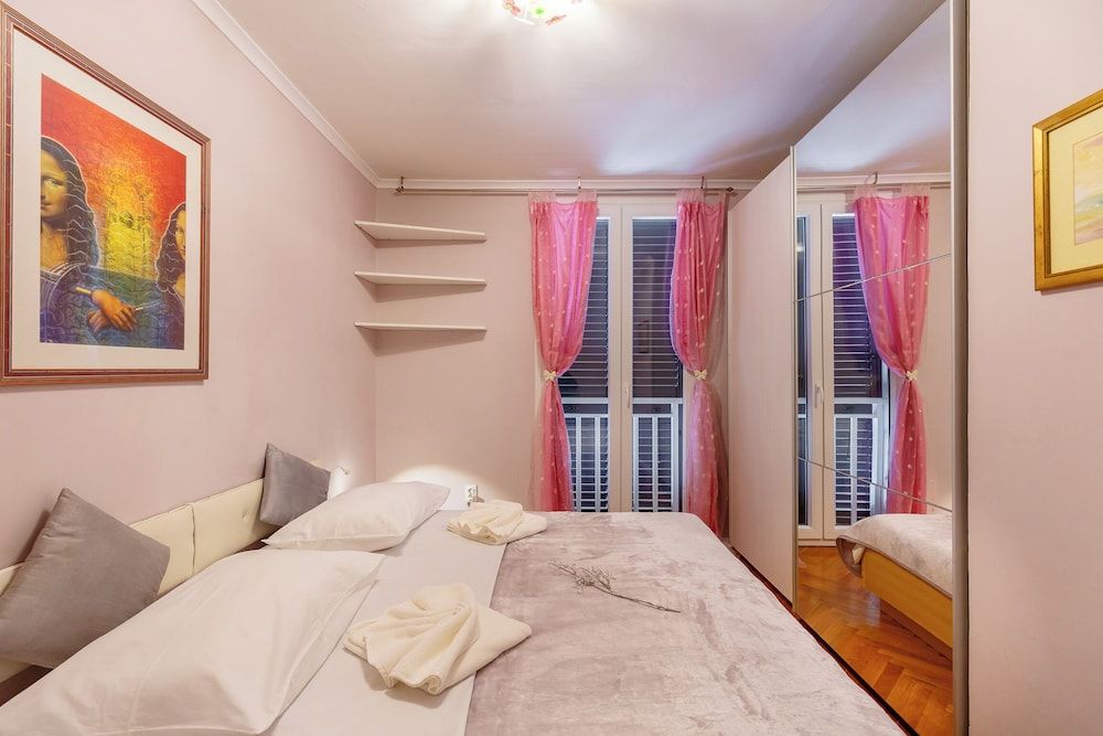 Skyscraper Apartment City Apartment, Balcony, Sea View (2 Bedrooms) 11