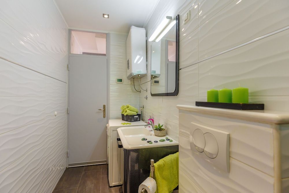 Skyscraper Apartment City Apartment, Balcony, Sea View (2 Bedrooms) 16