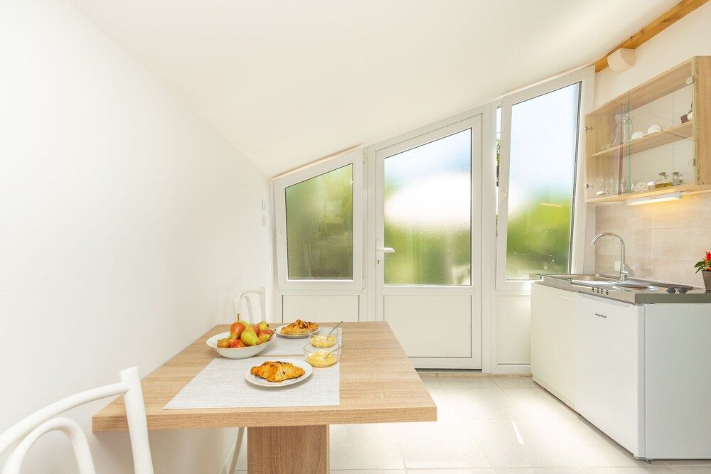 undefined Studio Amy 5