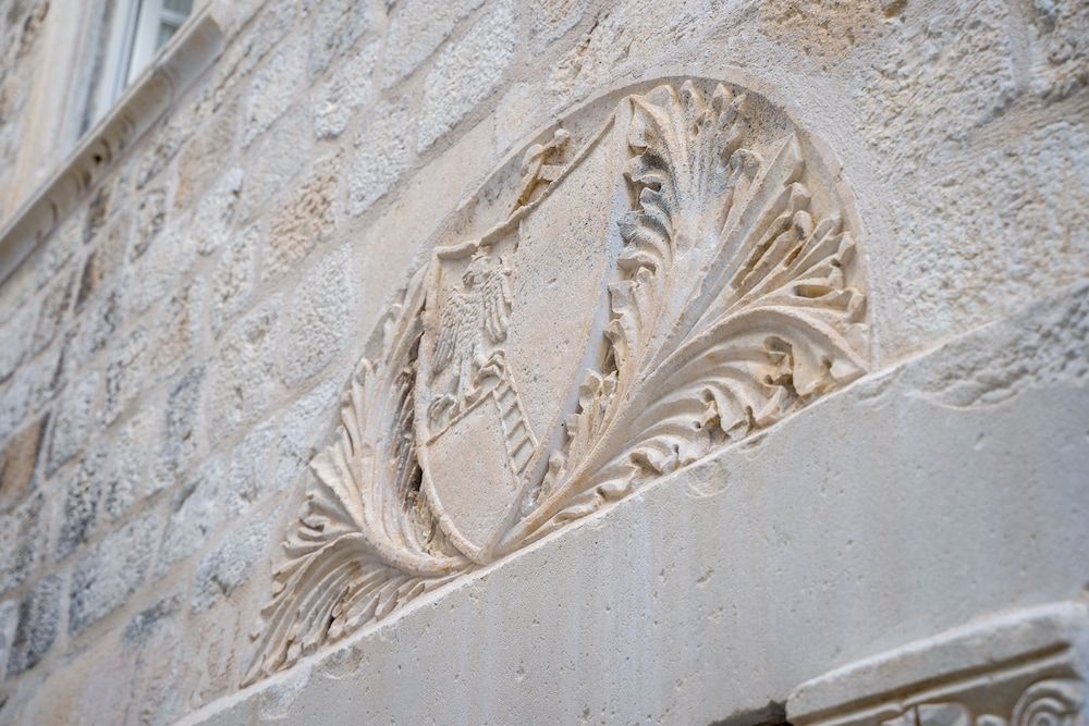 undefined Luxury Apartment Lina - III 4