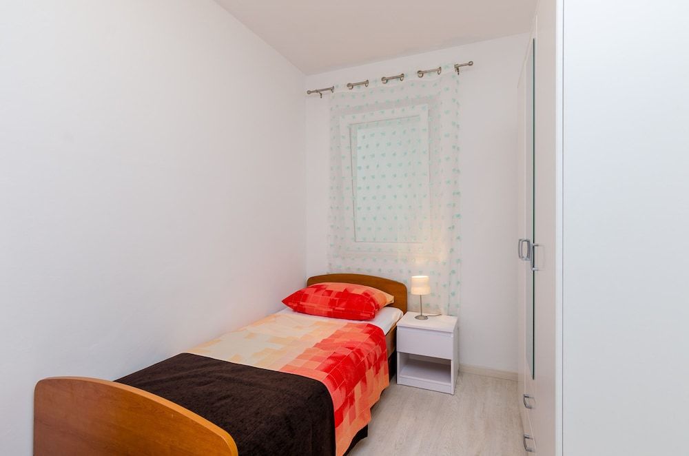 Studios Heliva Apartment (Two Bedroom Apartment) 5