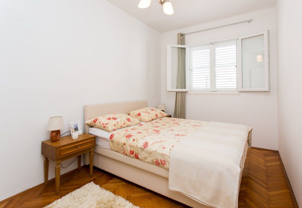 undefined Studios Heliva 3