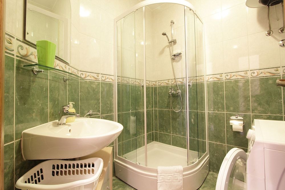 Apartments Kovac Old Town Apartment, 1 Bedroom (1) 17