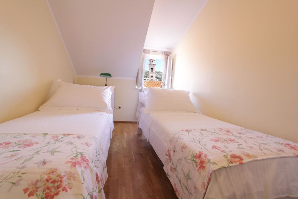 undefined Apartments Kovac Old Town 5